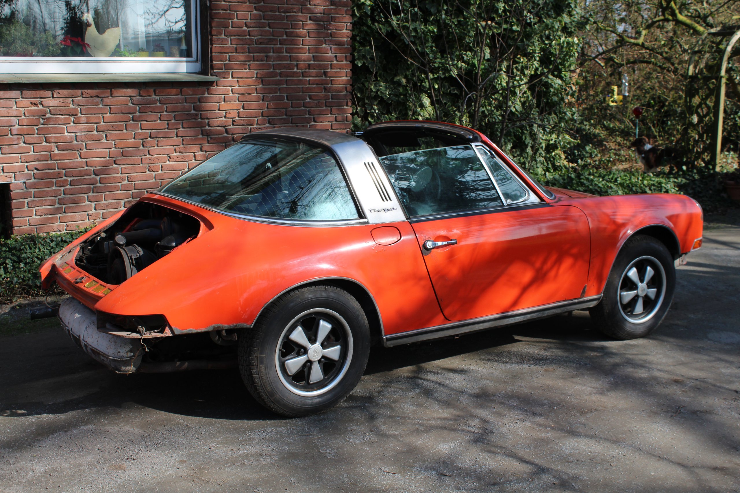 Porsche 911 T Targa 1972 - Heckansicht schräg links